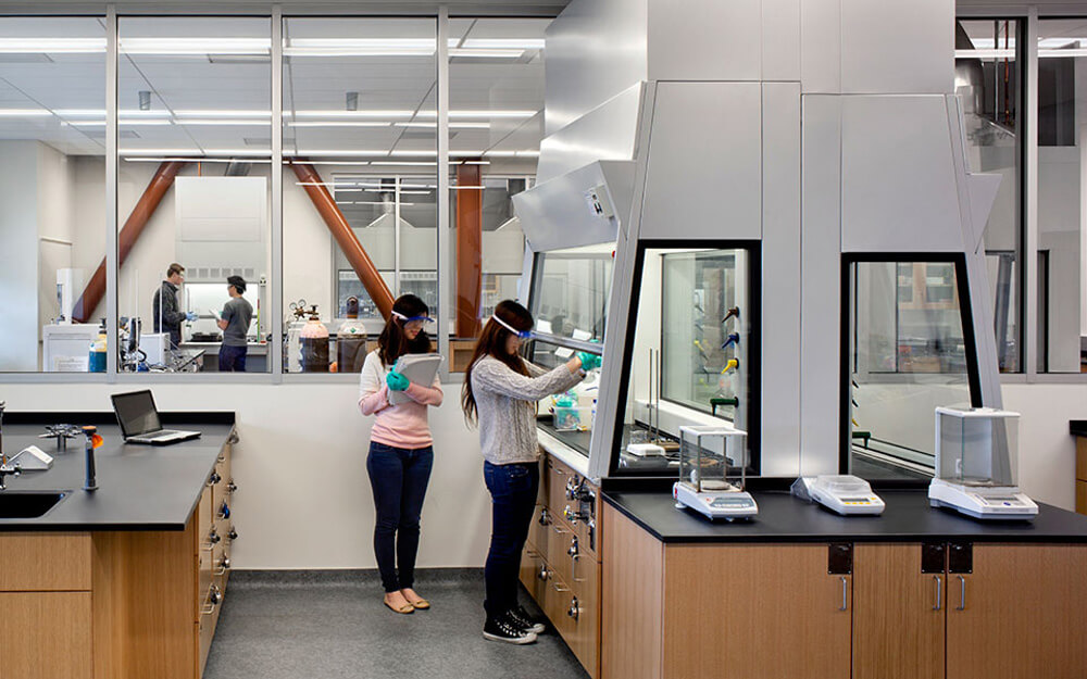 Foothill and De Anza Colleges kampüsünden görsel 4
