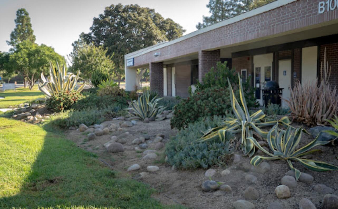 Irvine Valley College kampüsünden görsel 3