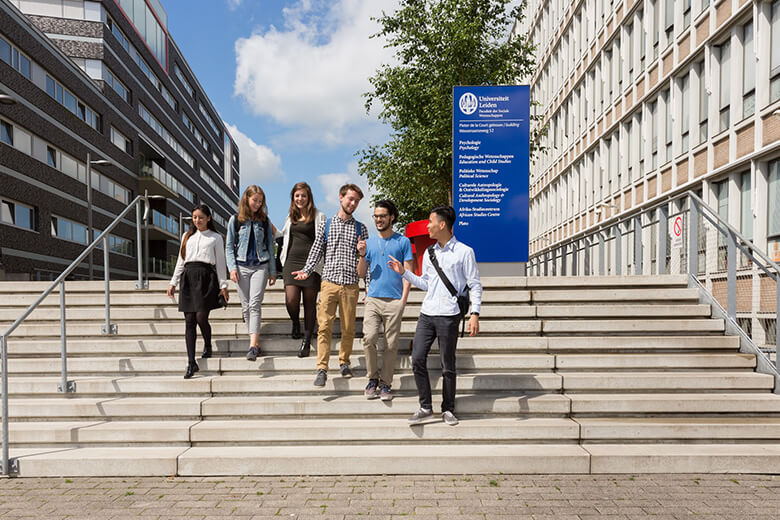 Leiden Üniversitesi kampüsünden görsel 2