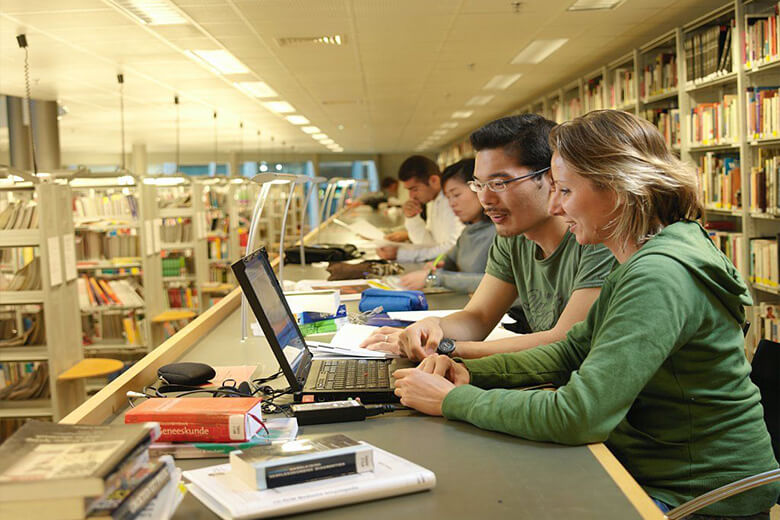 The Hague University of Applied Sciences kampüsünden görsel 2