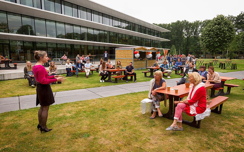 Radboud Üniversitesi Nijmegen kampüsünden görsel 3
