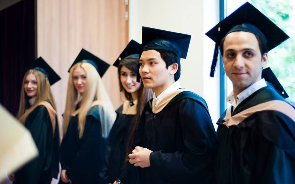 Schiller International University kampüsünden görsel 4