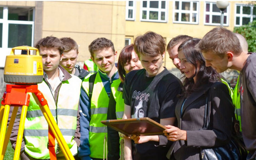 Silesian University of Technology kampüsünden görsel 3