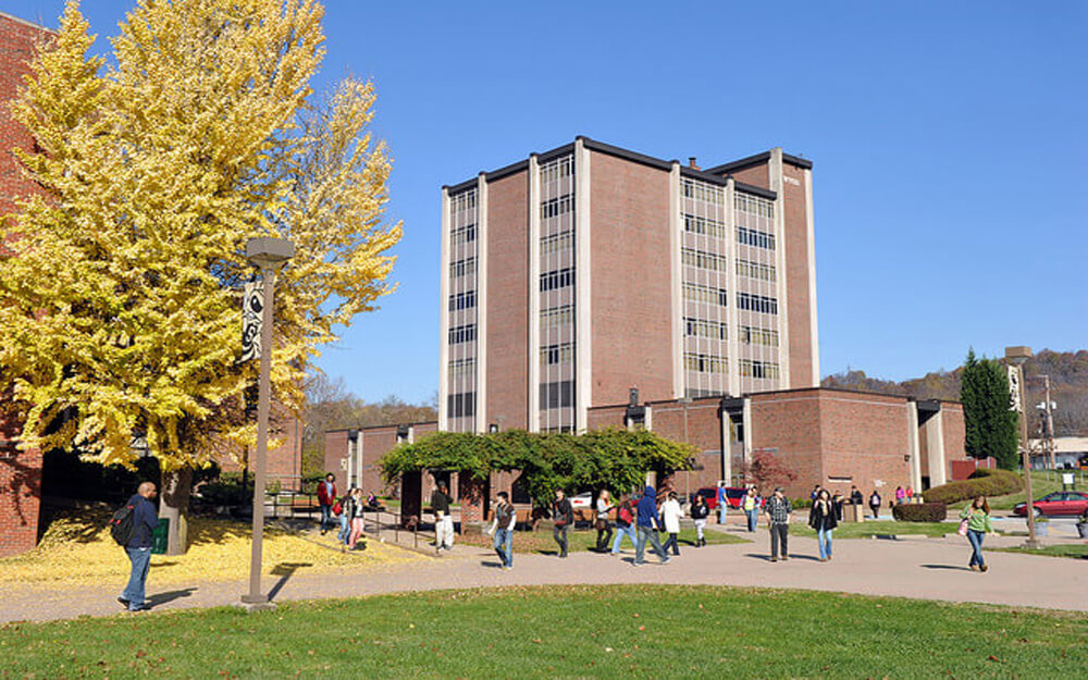 West Virginia State University kampüsünden görsel 1