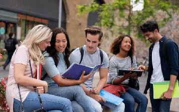 Avrupa'da Eğitim: Hangi Ülkeler ve Programlar Öne Çıkıyor?