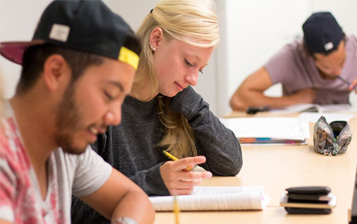 İngiltere Ucuz Dil Okulu