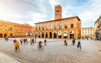 Italya'da Lisans, Yuksek Lisans, MBA Programlari - Mühendislik, İşletme, Tasarım, Dizayn, Moda...