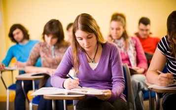 Duolingo English Test Nedir? 2026 Sınav Tarihleri ve Ücretleri