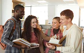 Lise Öğrencileri için Yurtdışında Eğitim Fırsatları