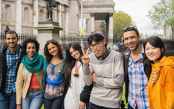 Yurtdışında 1 Aylık Dil Eğitimi