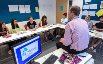 Yurtdışında Okumanın Avantajları ve Dezavantajları